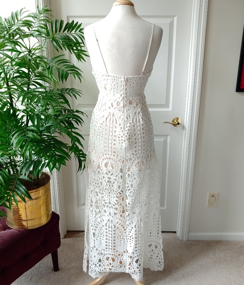 (SOLD) Tobi Lace Crochet Plunge Slit Maxi Dress - Picture 7 of 10
